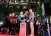 EL Ayuntamiento celebra con los comerciantes de MÜY Centrylandia, la decoración navideña de Roldán y Marín