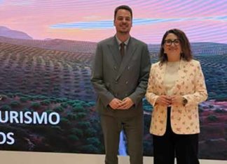 Martos presenta en Fitur su gran apuesta para convertirse en capital del oleoturismo