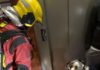 Bomberos interviene en el incendio de una cocina en la Avenida de Andalucía