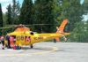 Evacuada una mujer en helicóptero tras caer por el hueco de una buhardilla en Lecrín (Granada)
