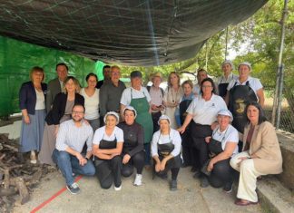El PP ensalza el sector del vino en la Feria del vino de Frailes