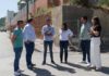 El PSOE denuncia que la Junta de Andalucía de incumplir su promesa de arreglar el muro del CEIP Bachiller Pérez de Moya
