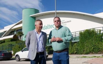 El PSOE denuncia que Moreno Bonilla es “un obstáculo” para Martos y pide a la gente que “se rebele con su voto”
