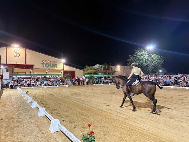 CABALLO El presidente de la Diputación asiste al Salón del Caballo de Arjona 2