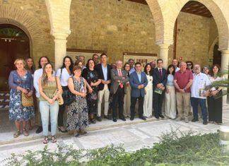 EL CES de la Provincia de Jaén reconoce el apoyo de Paco Reyes a la labor de este órgano consultivo de la Diputación Provincial que ha fortalecido