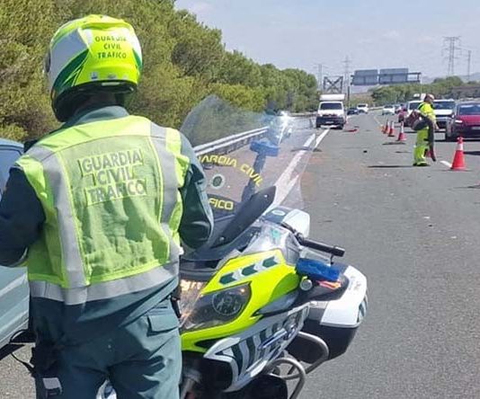 Herido grave en Sevilla un guardia civil arrollado por un vehículo robado que circulaba en sentido contrario