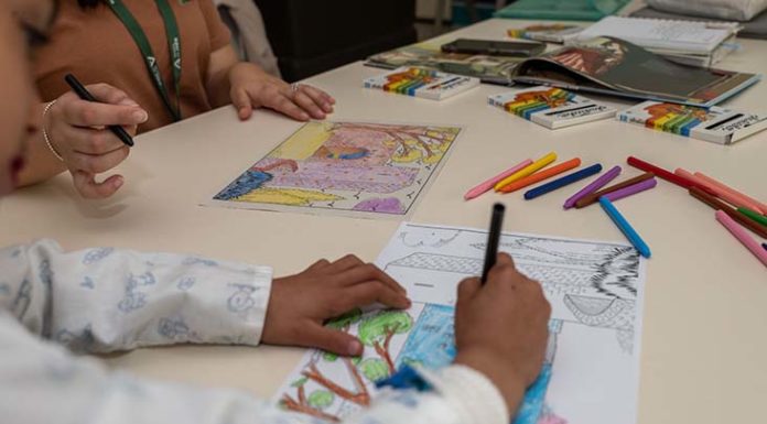 Más de 200 alumnos reciben clases en el aula compensatoria del Hospital Universitario de Jaén