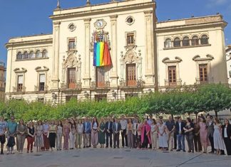 El alcalde reivindica la defensa activa de los derechos LGTBI+ frente a los discursos que cuestionan la diversidad y reafirma el compromiso de Jaén como una ciudad “donde nadie tenga que vivir con miedo a ser quien es”