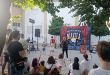 La magia de Jesús Jaén llega a la Alameda de Adolfo Suares enmarcada dentro de la feria de la Capill