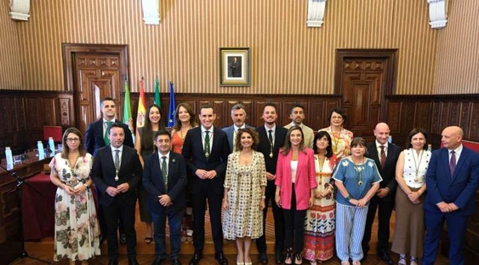 Montero felicita a Juan Latorre y le desea que siga con la gestión “marca de la casa” en la Diputación de Jaén