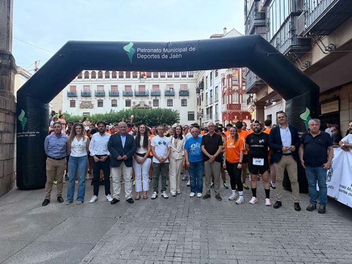 NOCTURNA carrera San Juan Jaén Genuino