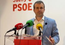 El alcalde de Jaén arremete contra el discurso «carroñero» del PP por atribuirle «insinuaciones» de corrupción