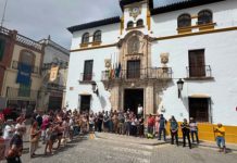 Alcaudete guarda un minuto de silencio en memoria de Araceli