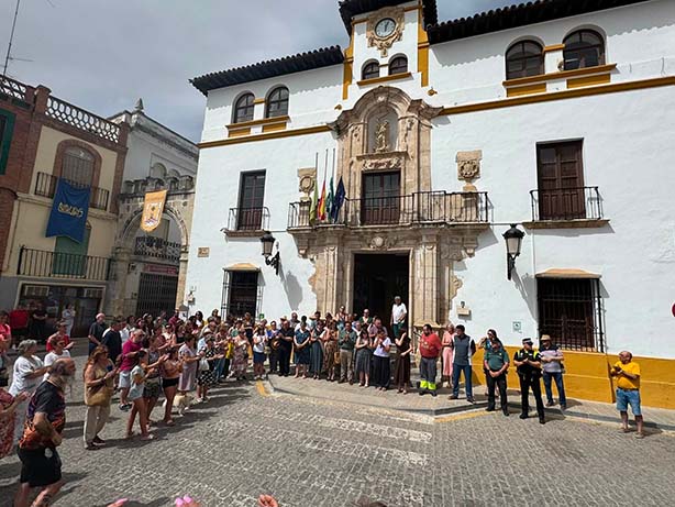 Alcaudete minuto de silencio