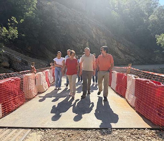 La Junta reabre el sendero del río Borosa tras reforzar la seguridad en los puentes y hasta que se instalen los nuevos
