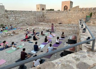 El Castillo de Santa Catalina acoge una noche de bienestar incluida en el programa cultural «Jaén no duerme en verano»