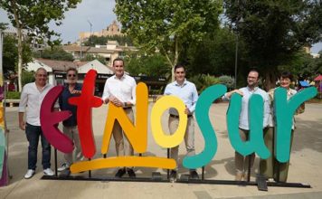 El presidente de la Diputación pone a Etnosur como ejemplo de desarrollo social, económico y turístico