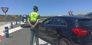 Cinco heridos al salirse de la vía su vehículo en Marchal por la presencia de jabalíes en la vía