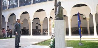 Moreno, en el homenaje a Blas Infante: «Andalucía tiene hoy ansia de igualdad, justicia y futuro»
