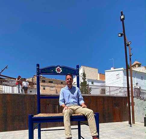 Quesada estrena una ruta literaria que la vincula con el Jándula del libro “La península de las casas vacías”