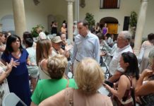 Latorre destaca la oportunidad que ofrece “Vacaciones en Paz” a menores saharauis para mejorar sus condiciones de vida